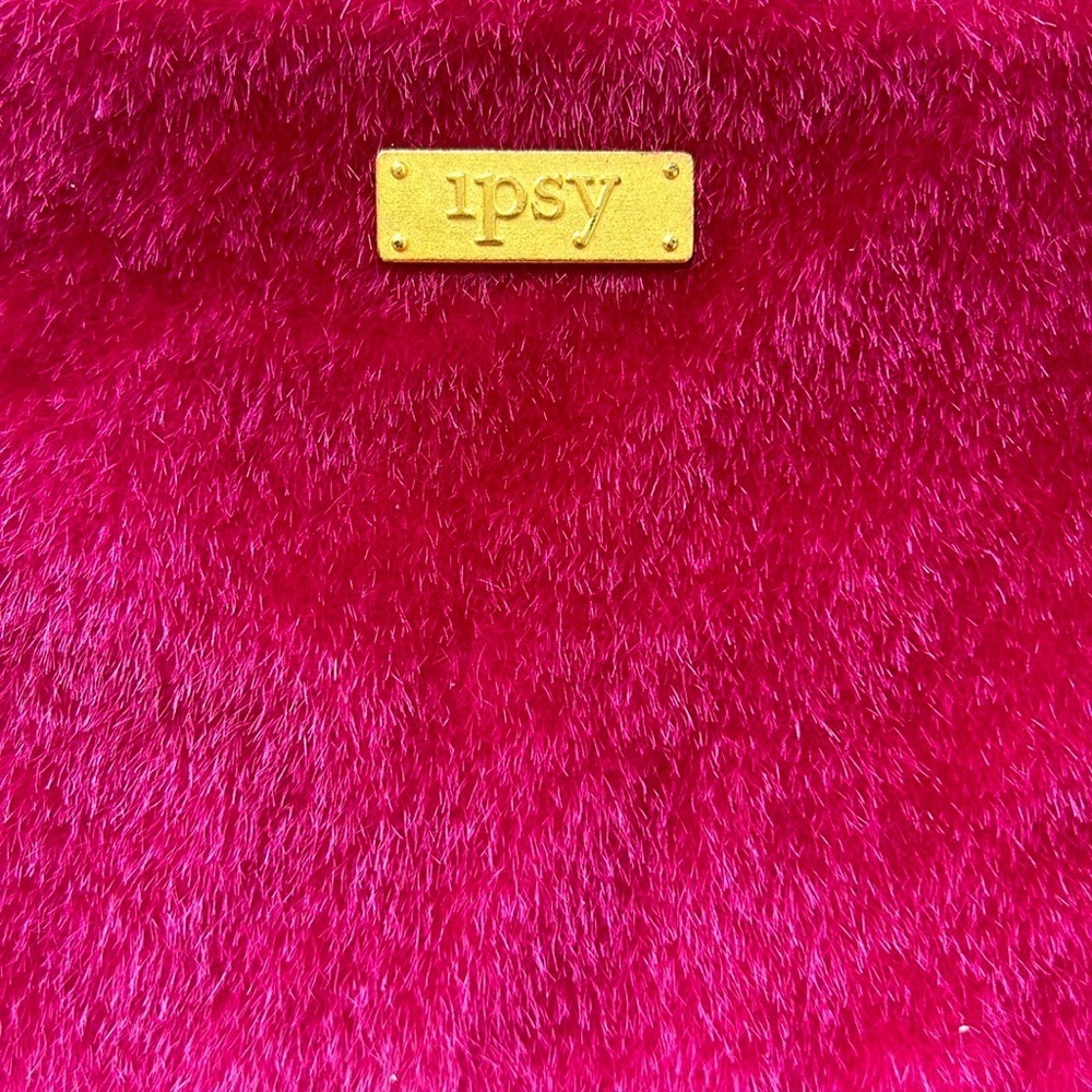 Ipsy Pouch - Picture 2 of 4